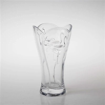 Vasi úr glæru gleri fyrir blóm